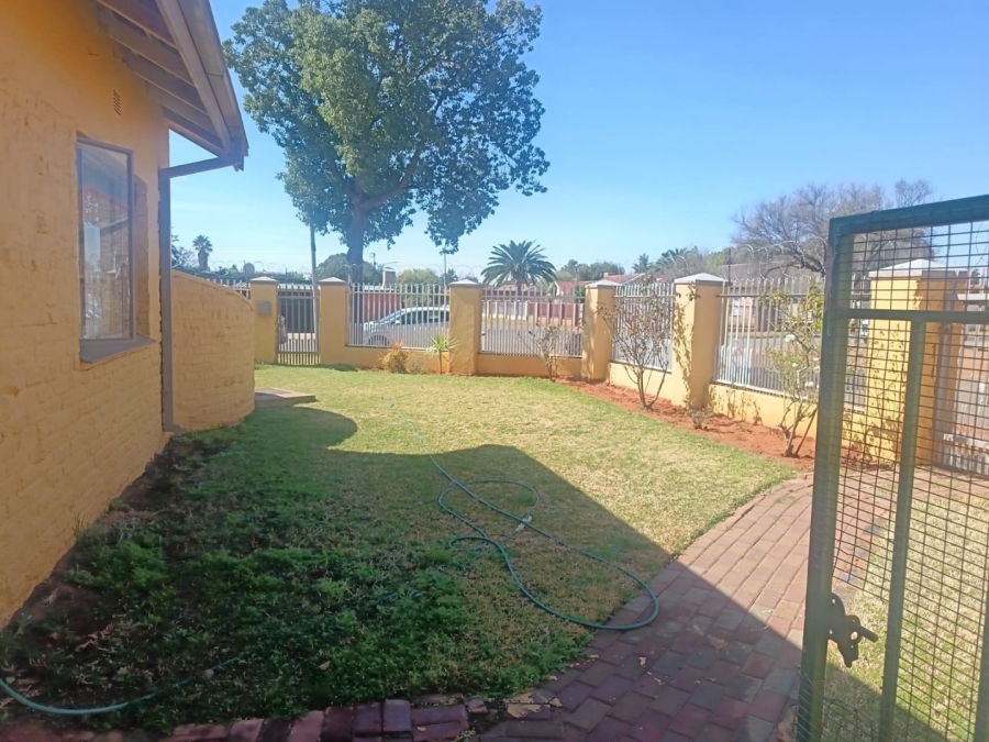 3 Bedroom Property for Sale in Riviera Northern Cape